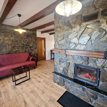 Hotel Zielona Przystan à Manasterz Extérieur photo