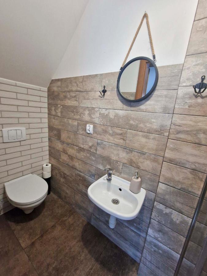 Hotel Zielona Przystan à Manasterz Extérieur photo
