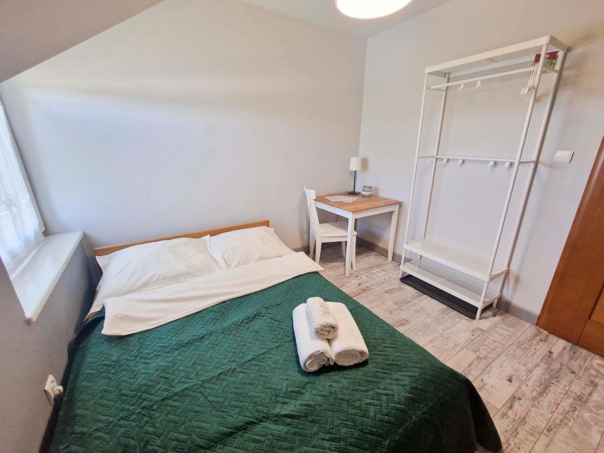 Hotel Zielona Przystan à Manasterz Extérieur photo