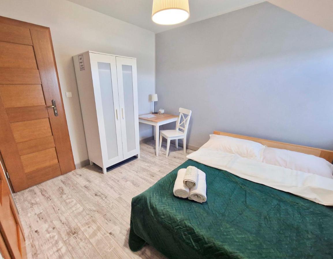 Hotel Zielona Przystan à Manasterz Extérieur photo