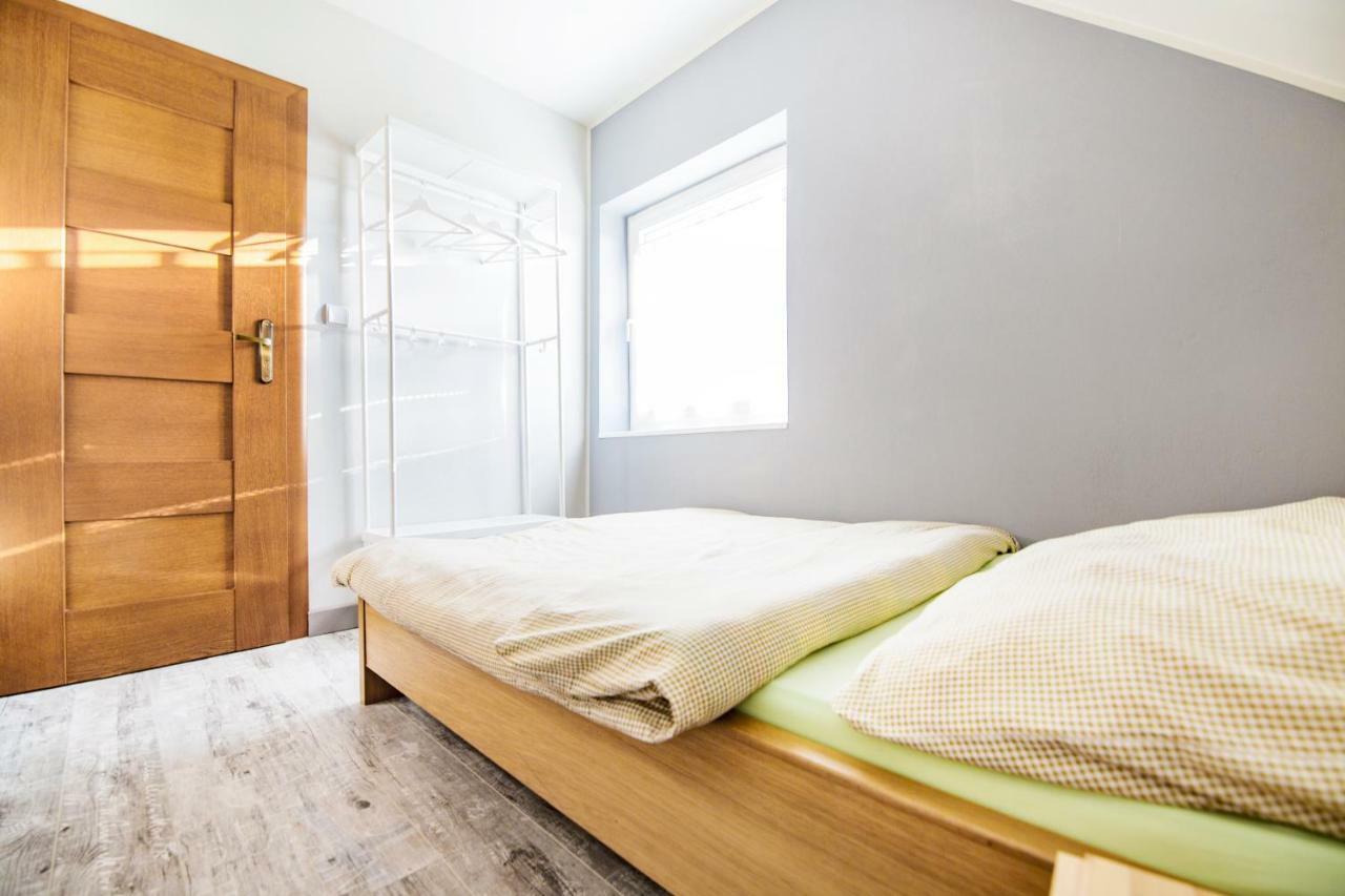 Hotel Zielona Przystan à Manasterz Extérieur photo